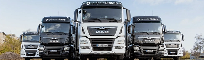 Frontansicht von LKW´s des Gesellschafters Splendid Drinks